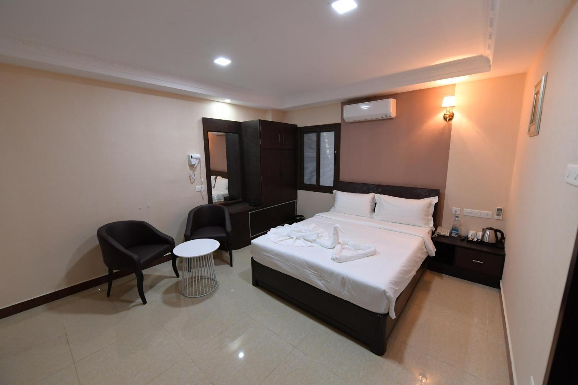 Coastal Grand Hotel Sampath Tiruchirappalli Экстерьер фото